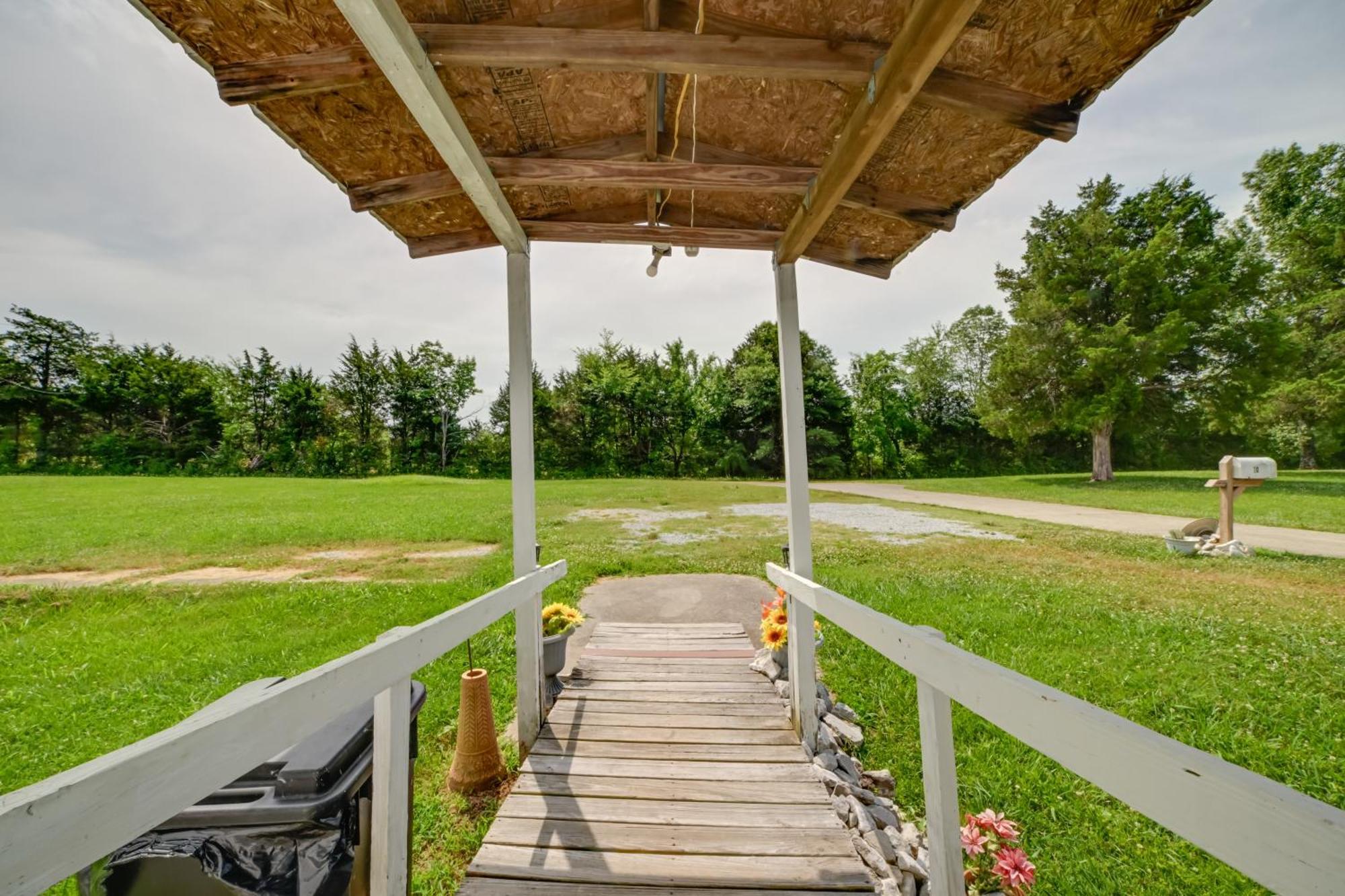 Serene Mcewen Cottage About 2 Mi To Golf Course! エクステリア 写真